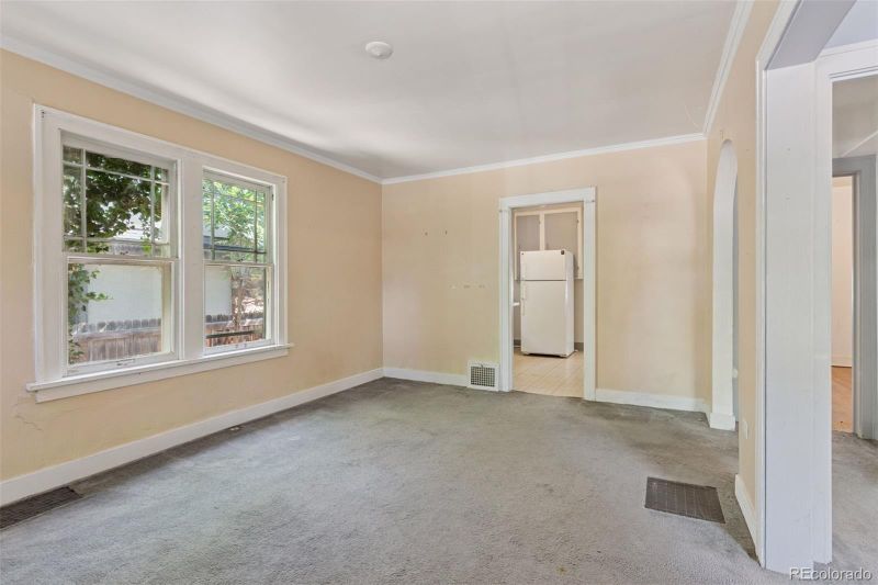 712 Locust St, Denver, CO 80220