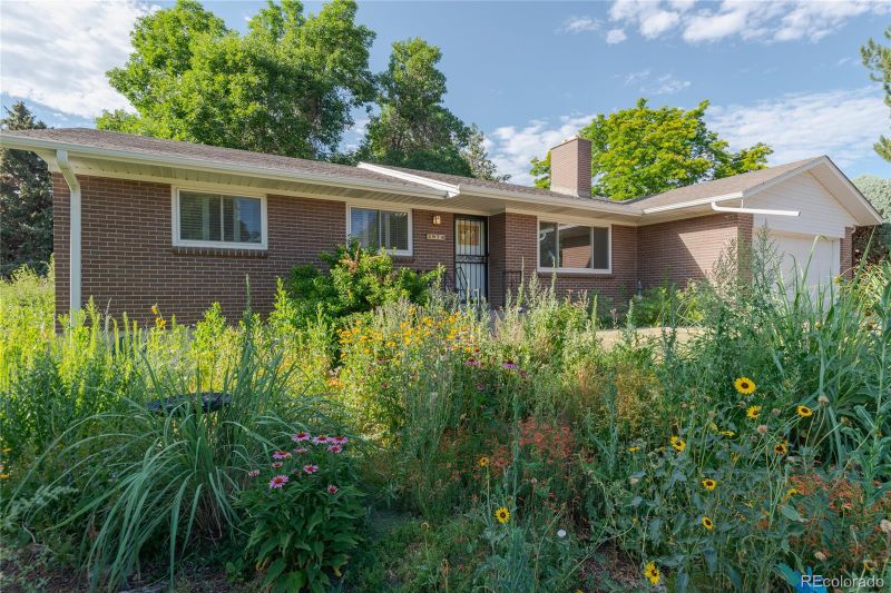 2976 S Magnolia Way, Denver, CO 80224