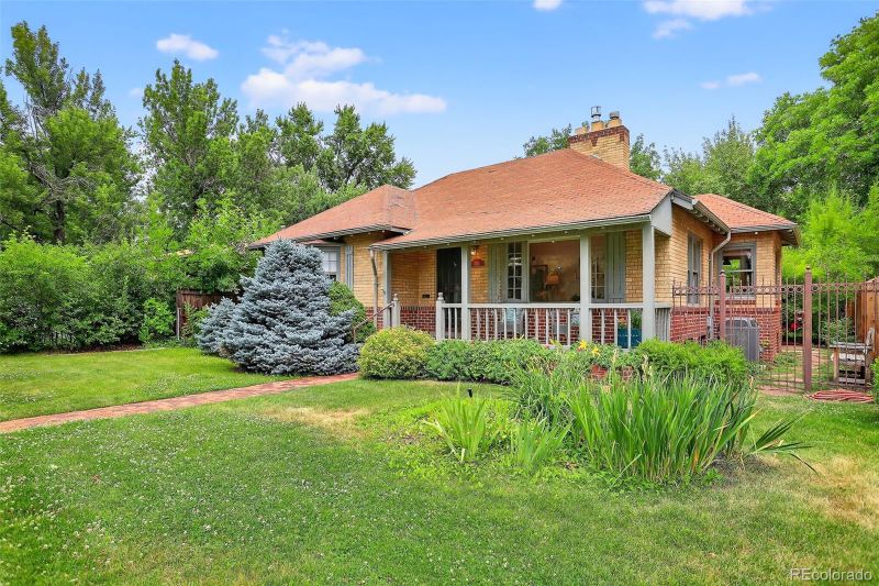 2310 S Adams St, Denver, CO 80210