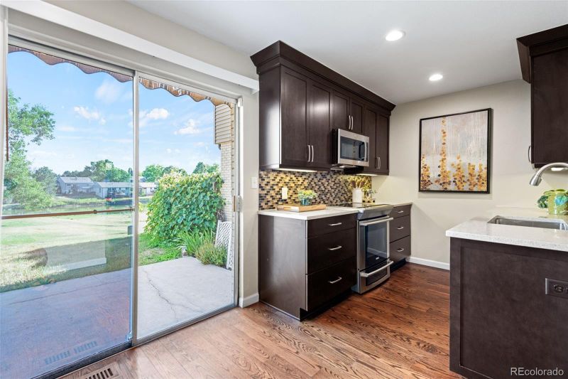 4452 W Pondview Dr, Littleton, CO 80123