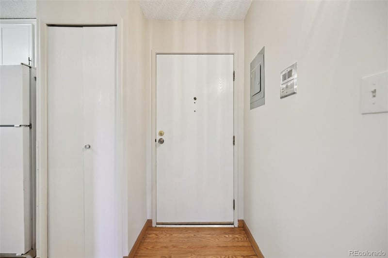 3460 S Poplar St #307, Denver, CO 80224