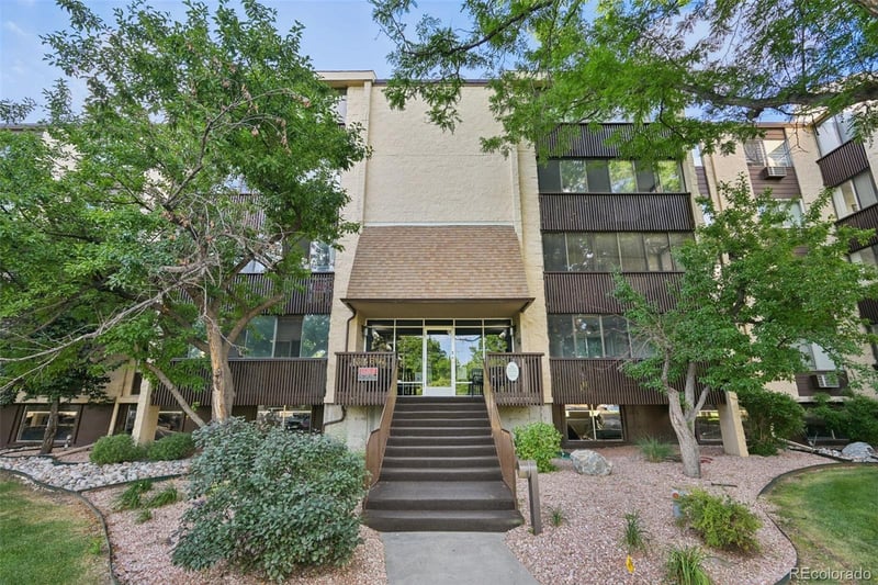 3460 S Poplar St #307, Denver, CO 80224