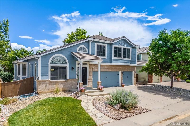 3427 Oak Leaf Pl, Highlands Ranch, CO 80129