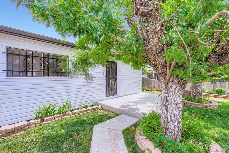 4790 Columbine St, Denver, CO 80216