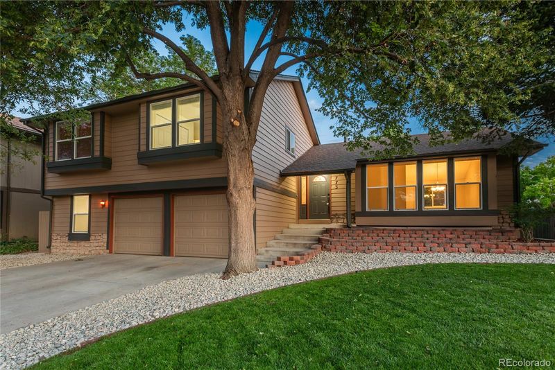 773 S Dearborn Cir, Aurora, CO 80012