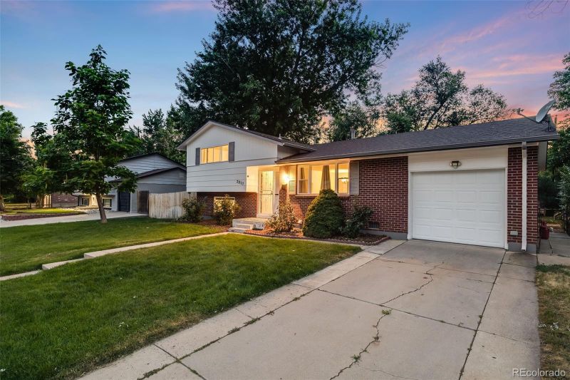 2823 S Otis St, Denver, CO 80227