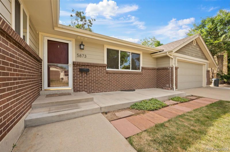 5873 Urban Ct, Arvada, CO 80004