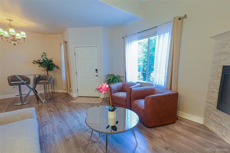754 S Depew St, Lakewood, CO 80226