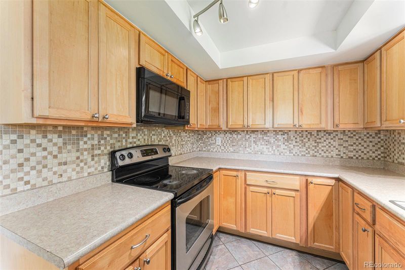 2017 Jackson St, Golden, CO 80401