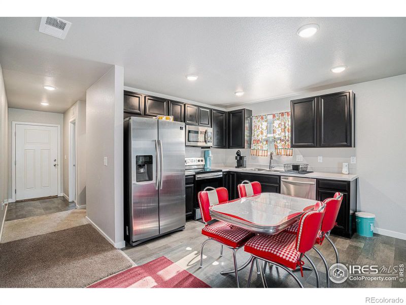 734 N Country Trl, Ault, CO 80610