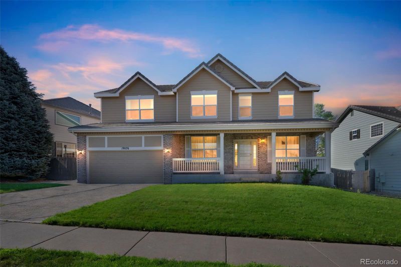 19076 E Lasalle Pl, Aurora, CO 80013