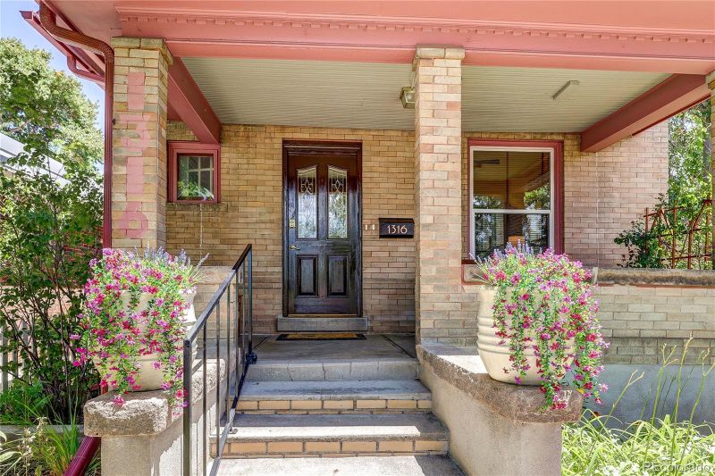 1316 S Pearl St, Denver, CO 80210