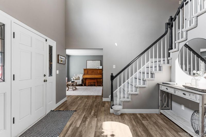 8745 Meadowlark Cir, Highlands Ranch, CO 80126
