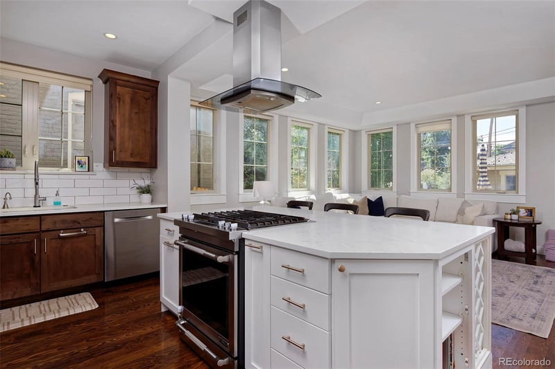 3214 W Hayward Pl, Denver, CO 80211