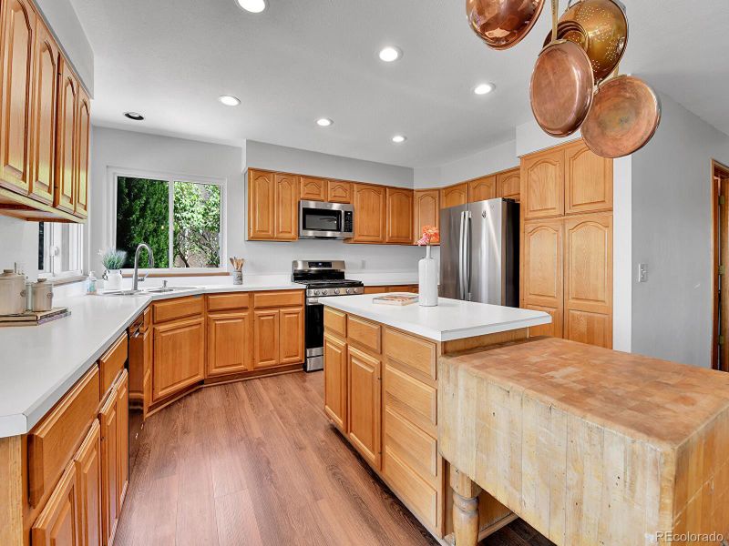 2145 Wynterbrook Dr, Highlands Ranch, CO 80126
