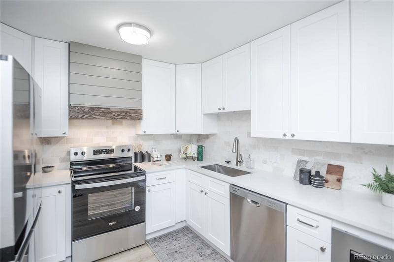 9155 E Center Ave #4B, Denver, CO 80247