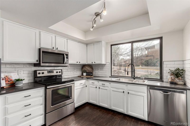 9400 E Iliff Ave #103, Denver, CO 80231