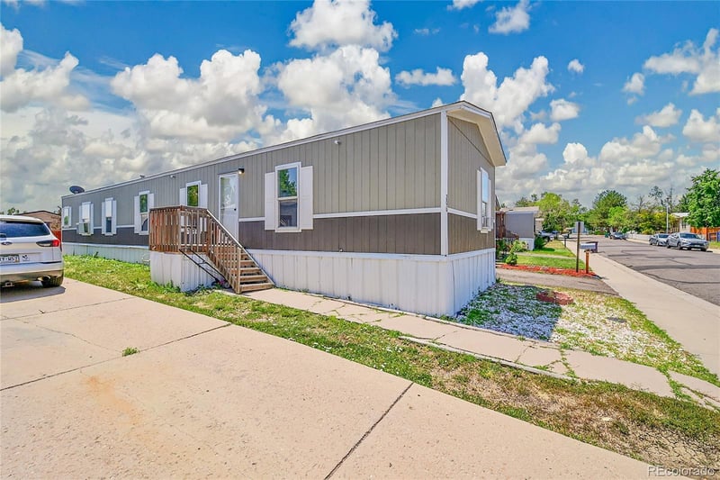 5064 E 97th Pl Lot 206, Denver, CO 80229