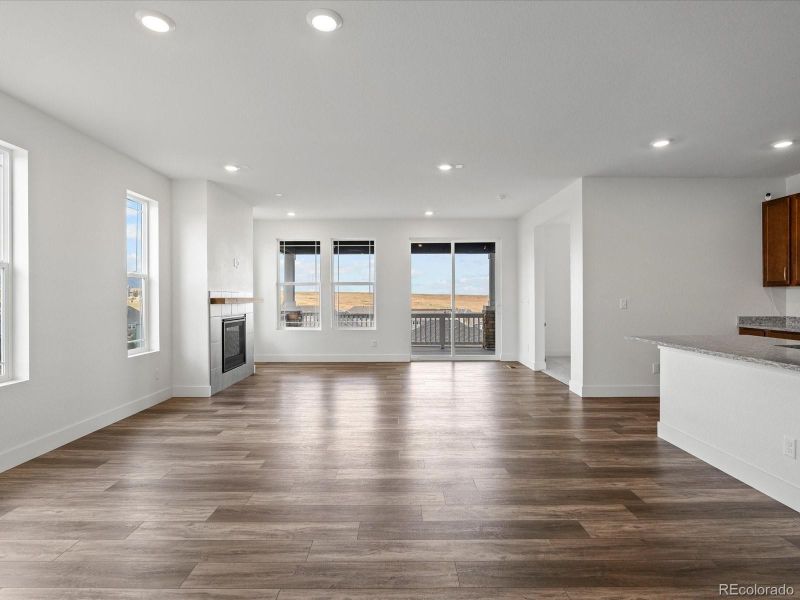 17843 W 93rd Pl, Arvada, CO 80007