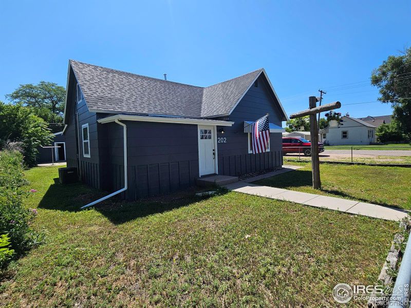 202 N 7th Ave, Sterling, CO 80751