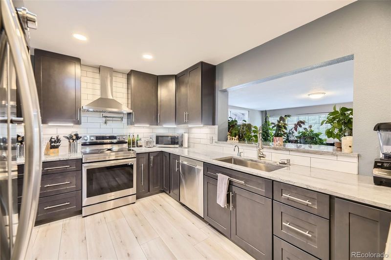 80 Cody Ct, Lakewood, CO 80226