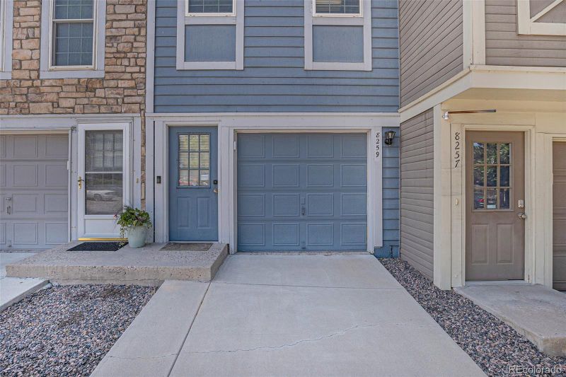 8259 S Fillmore Cir, Centennial, CO 80122