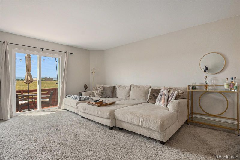 8259 S Fillmore Cir, Centennial, CO 80122