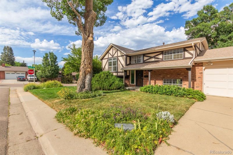 519 N Columbine St, Golden, CO 80403