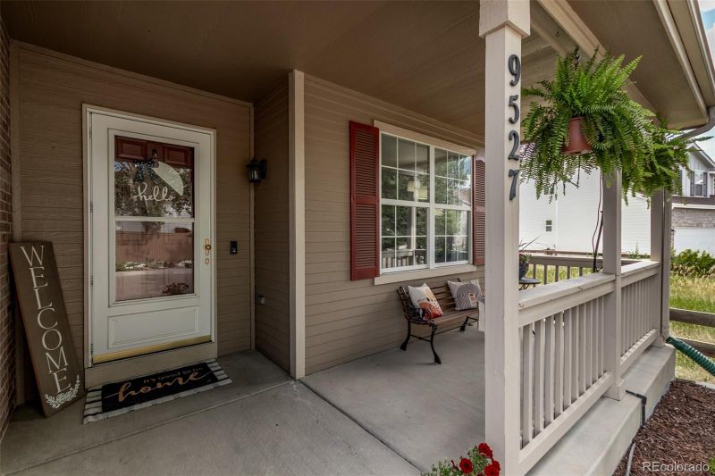 9527 Bexley Dr, Highlands Ranch, CO 80126