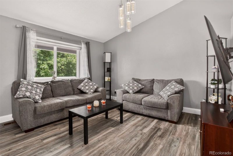 6034 S Parfet St, Littleton, CO 80127