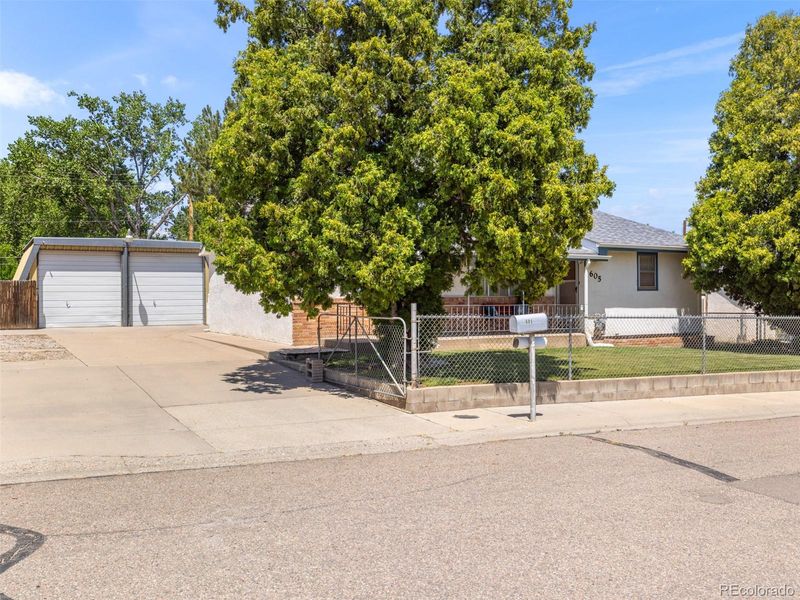 605 Cherry Ln, Pueblo, CO 81005