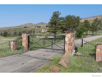 3029 Foothills Ranch Dr, Boulder, CO 80302
