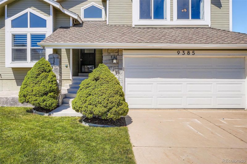 9385 Pepperwood Ln, Highlands Ranch, CO 80126