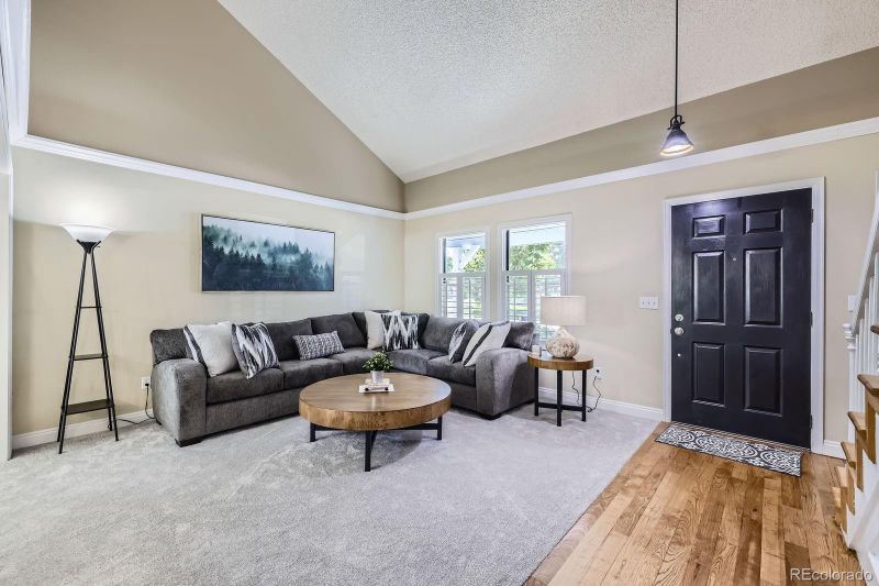 8985 W Quarto Pl, Littleton, CO 80128