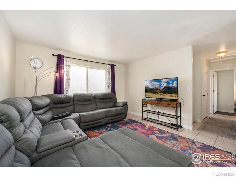 1113 E 24th St Rd, Greeley, CO 80631