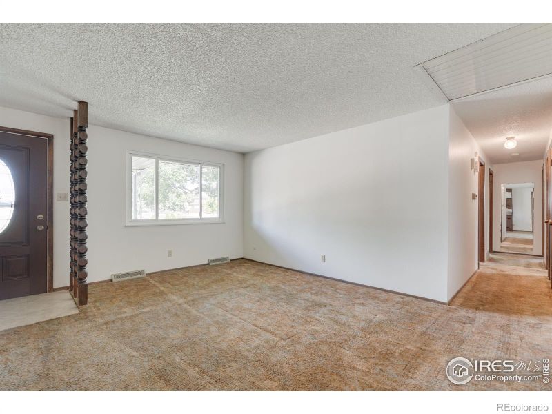 2442 Collyer St, Longmont, CO 80501