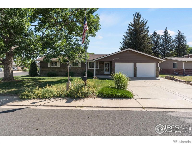 2442 Collyer St, Longmont, CO 80501