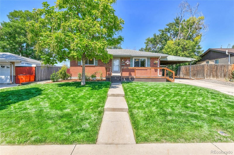 8551 Faraday St, Denver, CO 80229