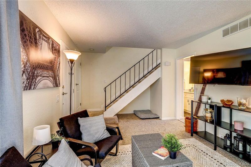 3572 S Kittredge St #B, Aurora, CO 80013