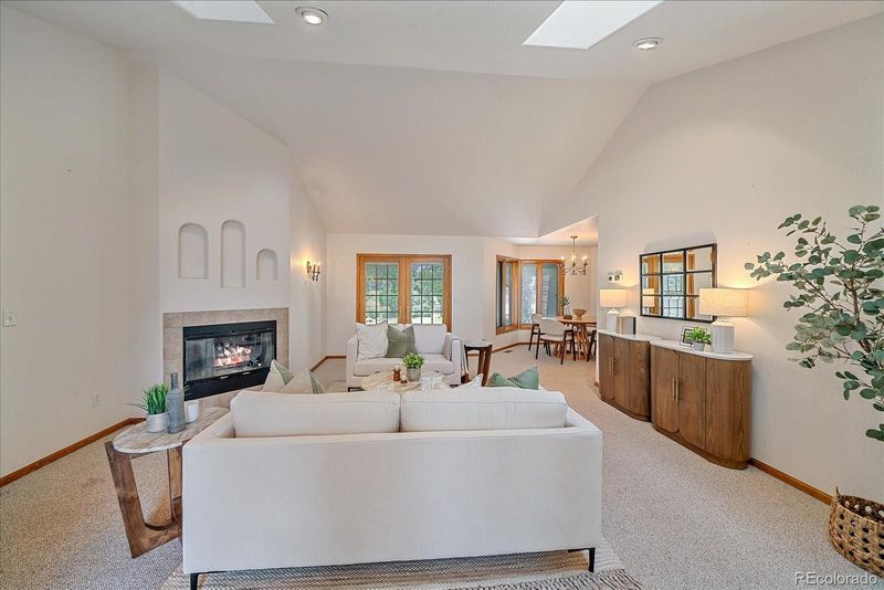 2324 Stonecrest Dr, Fort Collins, CO 80521