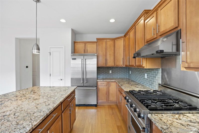 8987 E Otero Pl, Centennial, CO 80112