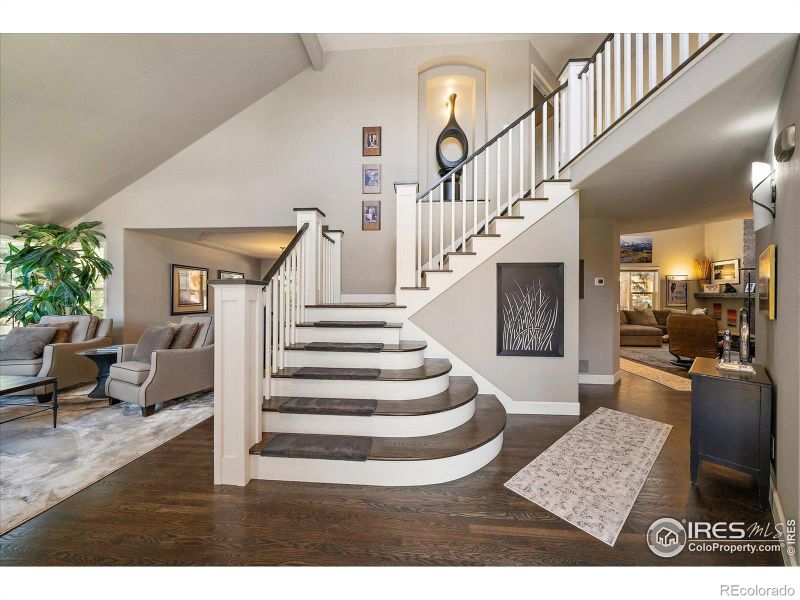 9459 Oakbrush Way, Lone Tree, CO 80124