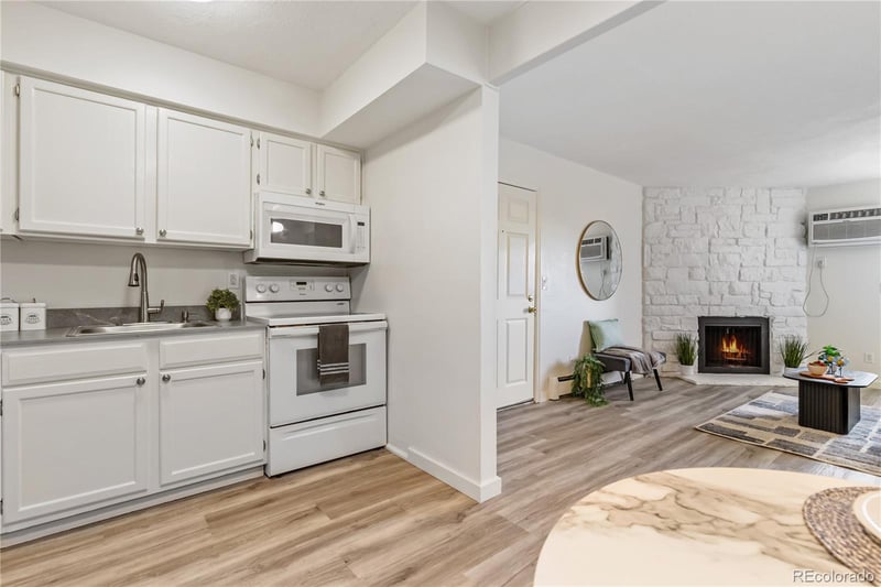 10150 E Virginia Ave #17-101, Denver, CO 80247