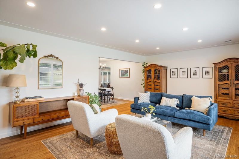 2605 E Flora Pl, Denver, CO 80210