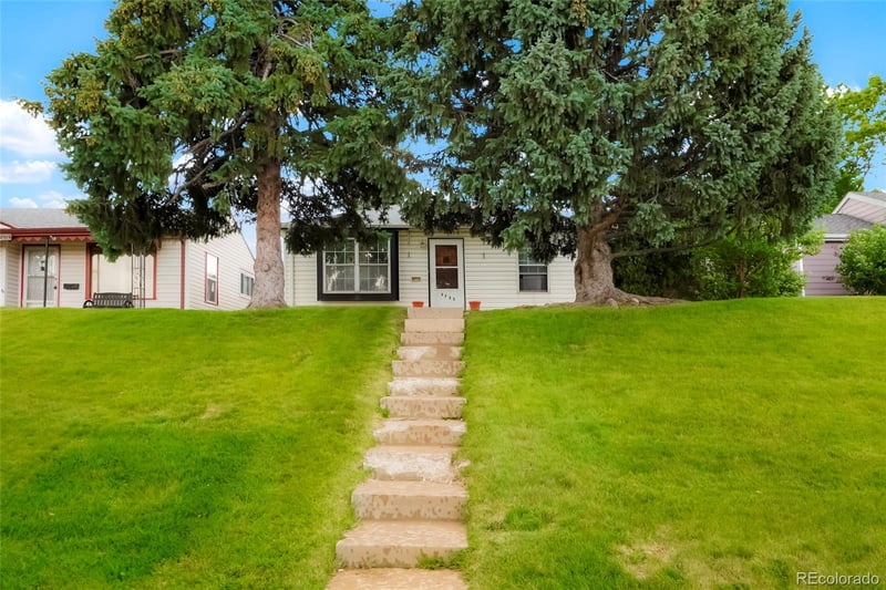 2732 W Archer Pl, Denver, CO 80219