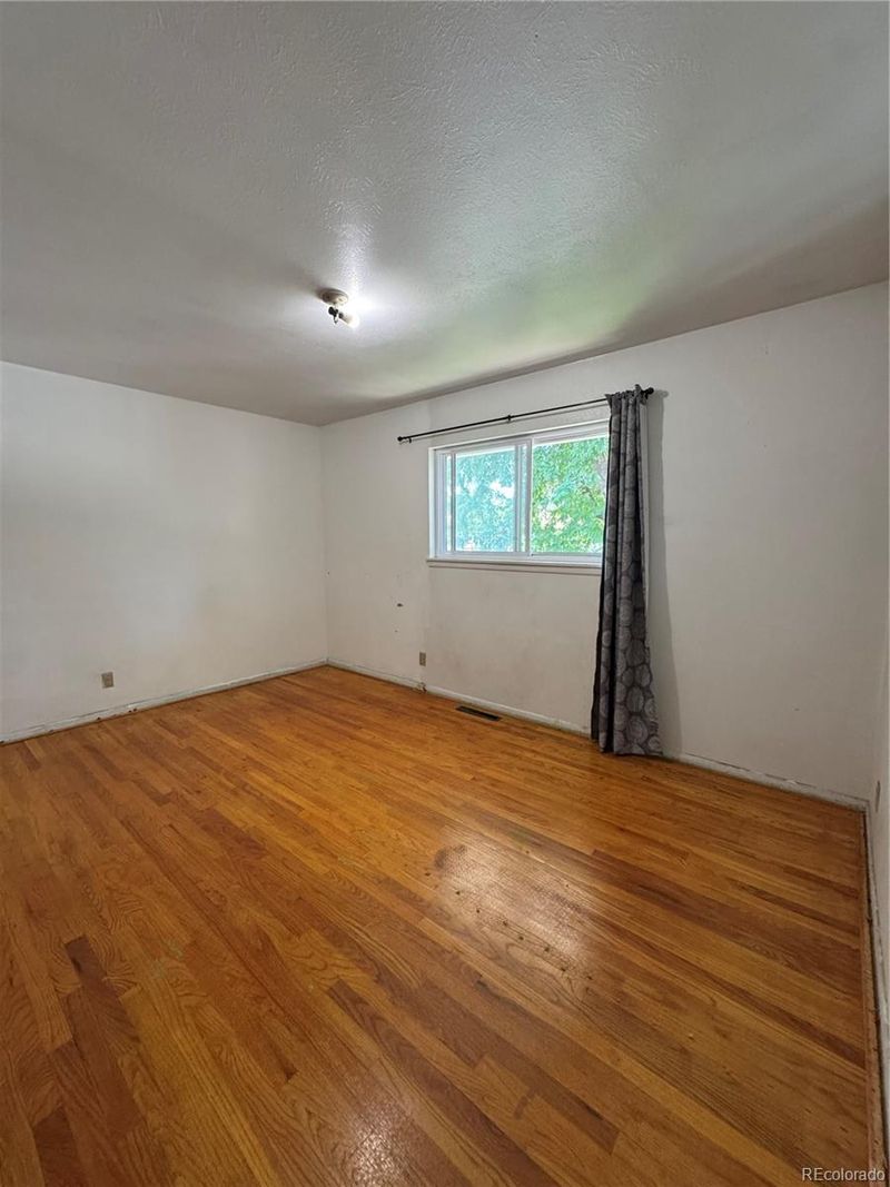 1835 Midlothian Rd, Pueblo, CO 81001