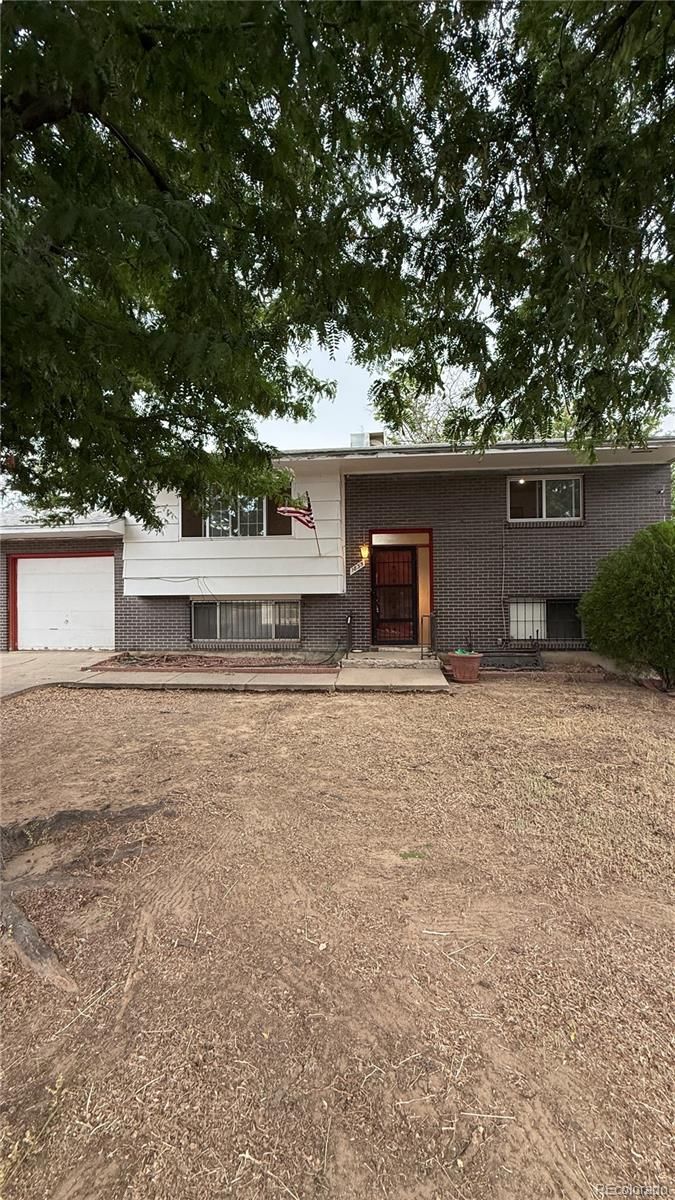 1835 Midlothian Rd, Pueblo, CO 81001