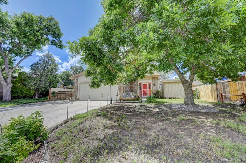 4738 Dover Dr, Colorado Springs, CO 80916