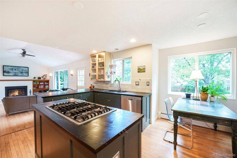 3086 Parfet Dr, Lakewood, CO 80215