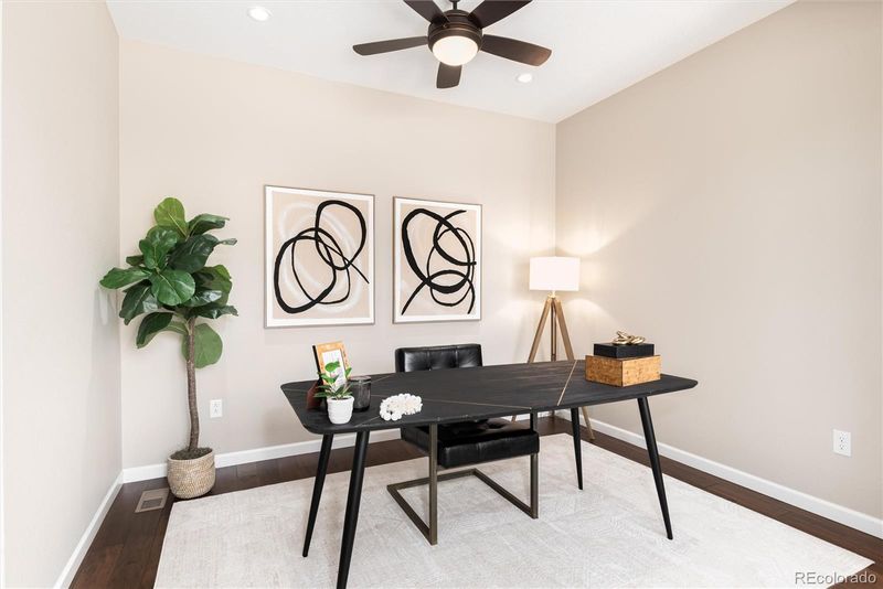 615 Red Spruce Dr, Highlands Ranch, CO 80126